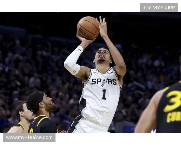 文班亚马首秀轰22+7表现惊艳 爵士新秀超神 马刺真捡到宝 文班亚马首秀轰22+7表现惊艳 爵士新秀超神 马刺真捡到宝