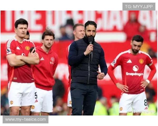 双标裁判判罚引争议 富勒姆误伤停阿森纳进攻 双红会却允许继续进行