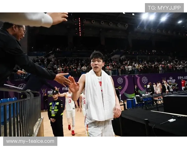 杨瀚森回应场外风波表示团队团结一致专注比赛全力打好每一分钟